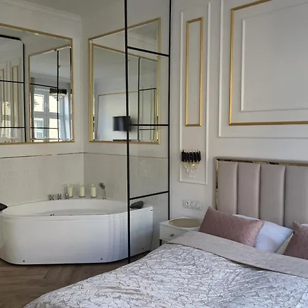 Nova Romantic Z Jacuzzi Apartman