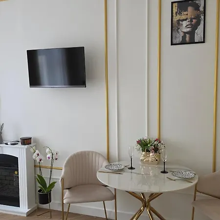 Nova Romantic Z Jacuzzi Apartman *